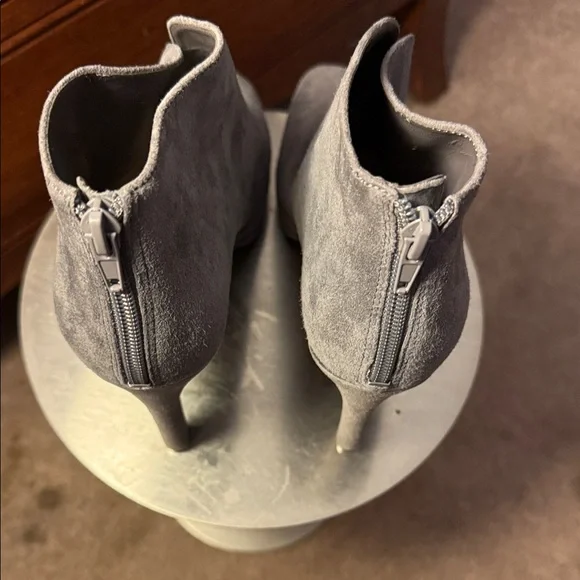 NWOT NINE WEST Women's Peep-Toe Ankle Boots - Picture 4 of 13